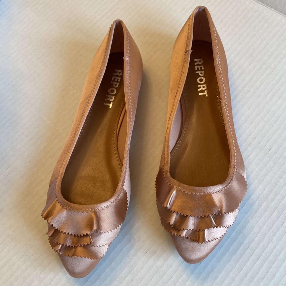 REPORT BAILA satin ruffle trim ballet flats slip on shoes - Picture 2 of 4